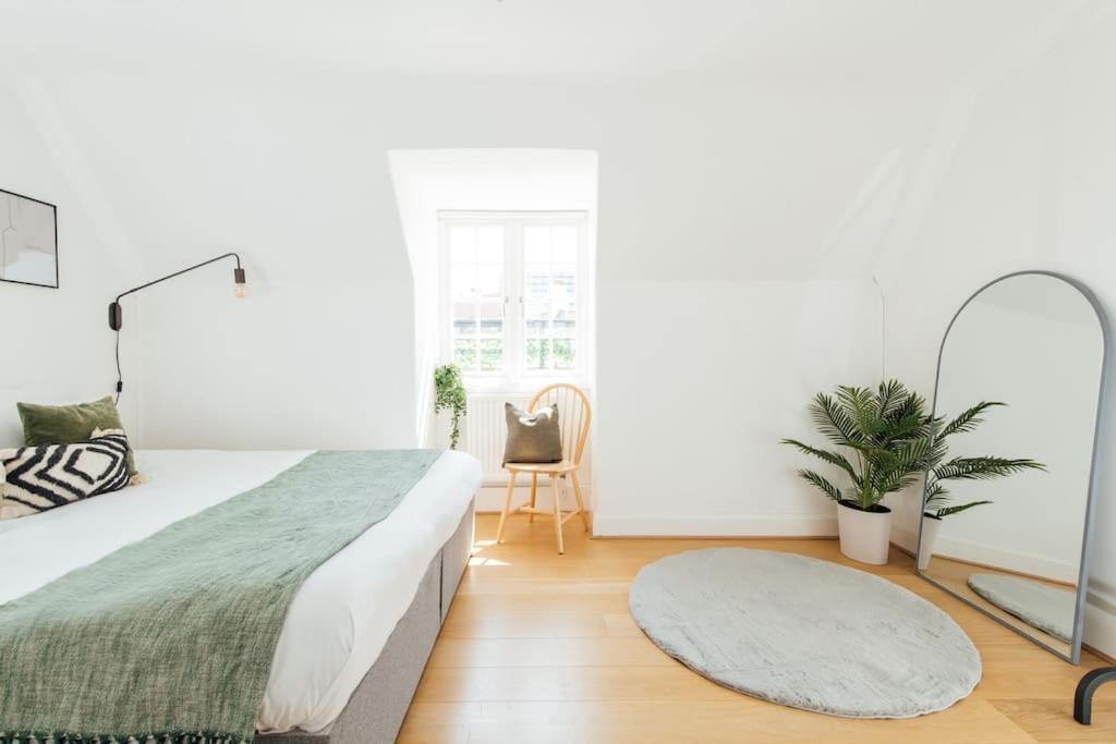 Charming 2 Bedroom Flat In The Heart Of Kings Cross, London Exterior foto