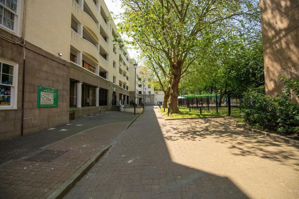Charming 2 Bedroom Flat In The Heart Of Kings Cross, London Exterior foto